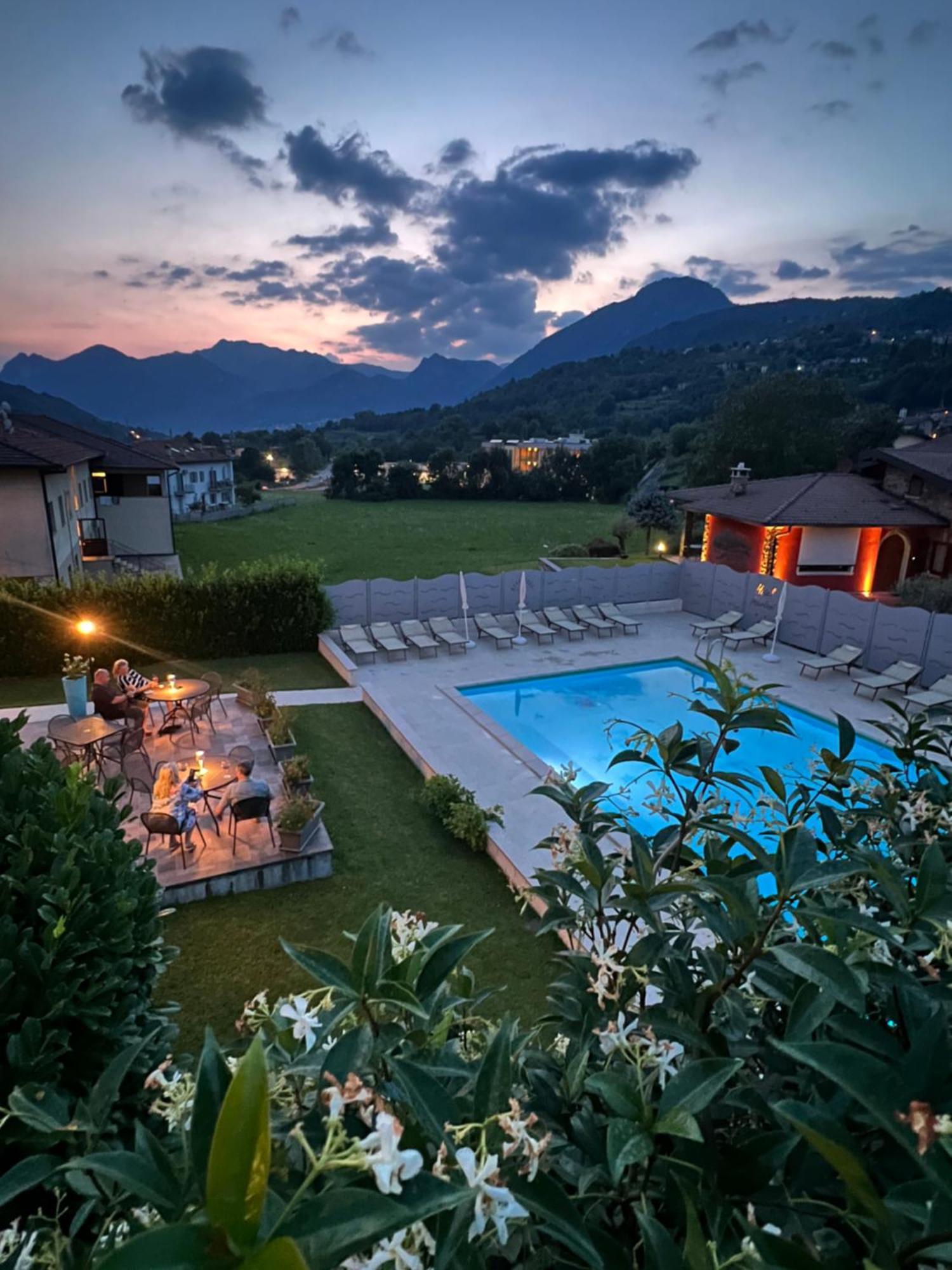 Hotel Merloni Grandola ed Uniti Exterior foto