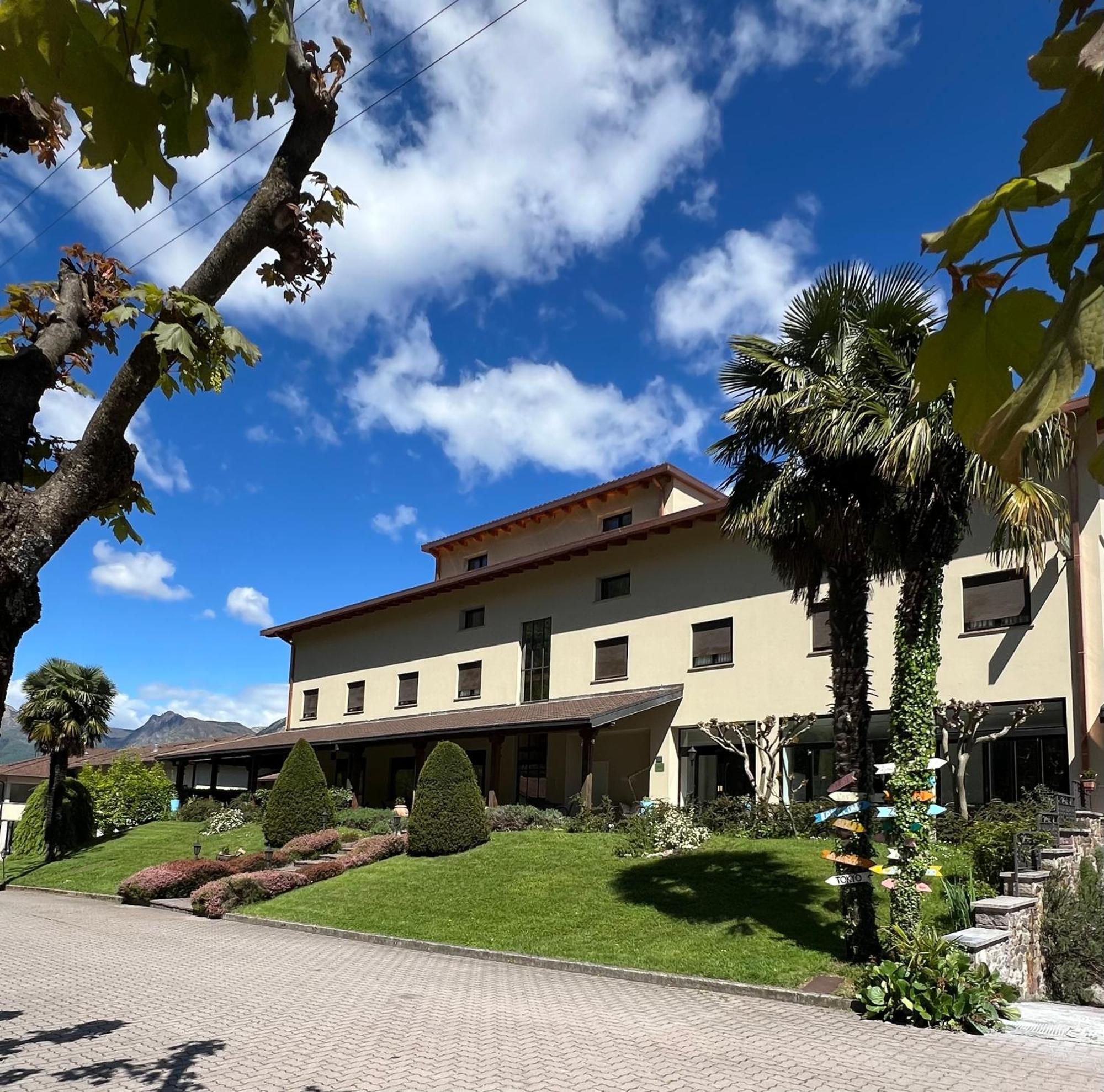 Hotel Merloni Grandola ed Uniti Exterior foto