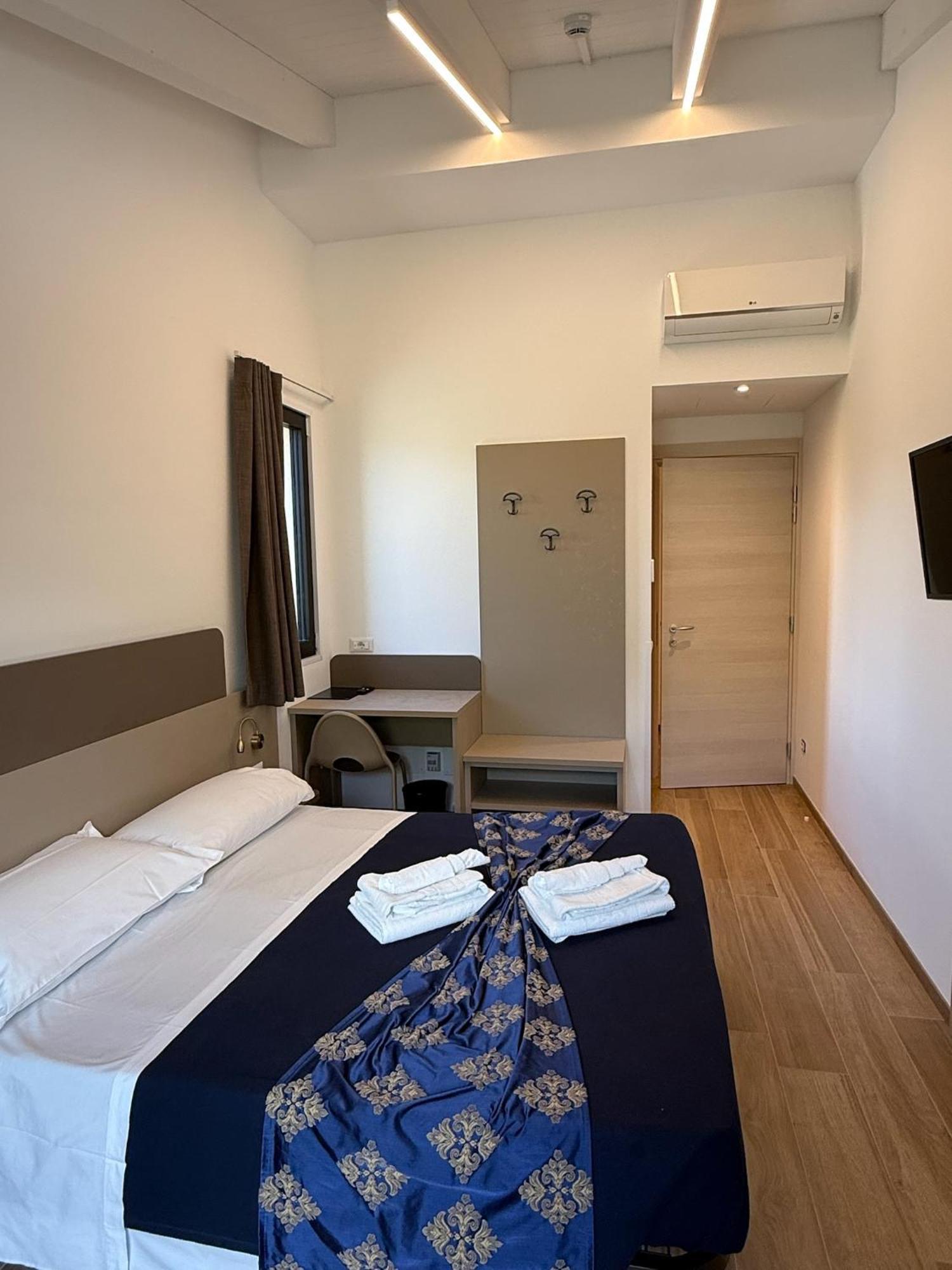 Hotel Merloni Grandola ed Uniti Exterior foto