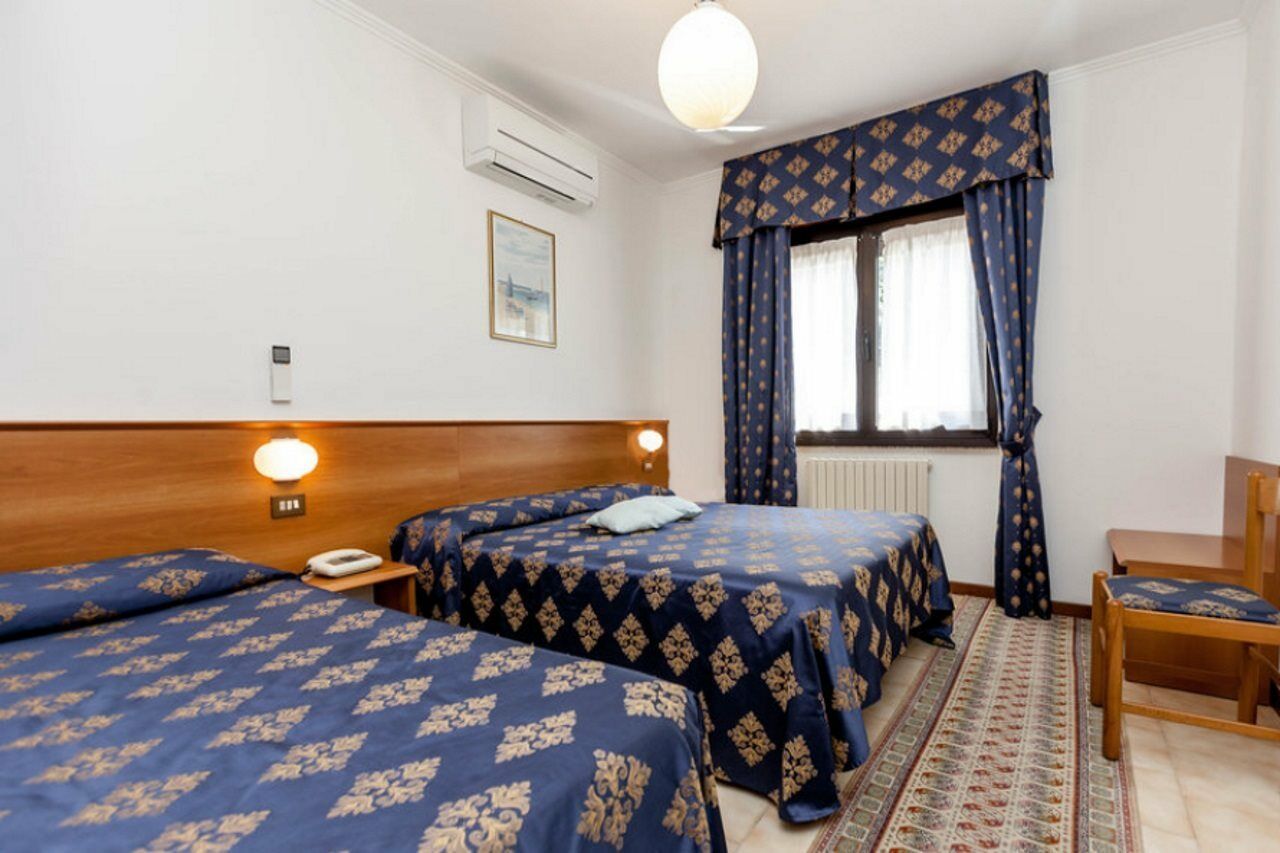 Hotel Merloni Grandola ed Uniti Exterior foto